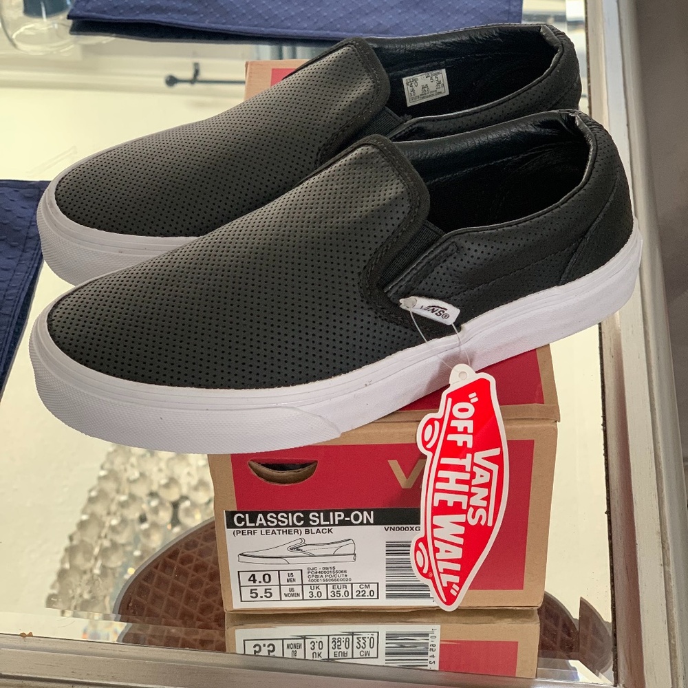 Vans Classic Slip-On (Perf Leather) Black